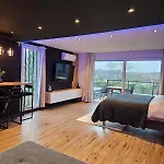 Cosy Avec Jacuzzi Exterieur Proche Lille Apartman