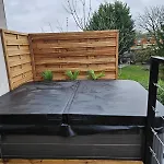 Cosy Avec Jacuzzi Exterieur Proche Lille