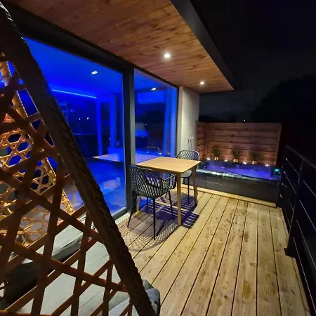 Apartmán Cosy Avec Jacuzzi Exterieur Proche Lille