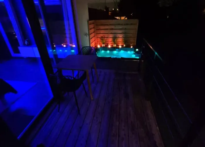 Cosy Avec Jacuzzi Exterieur Proche Lille
