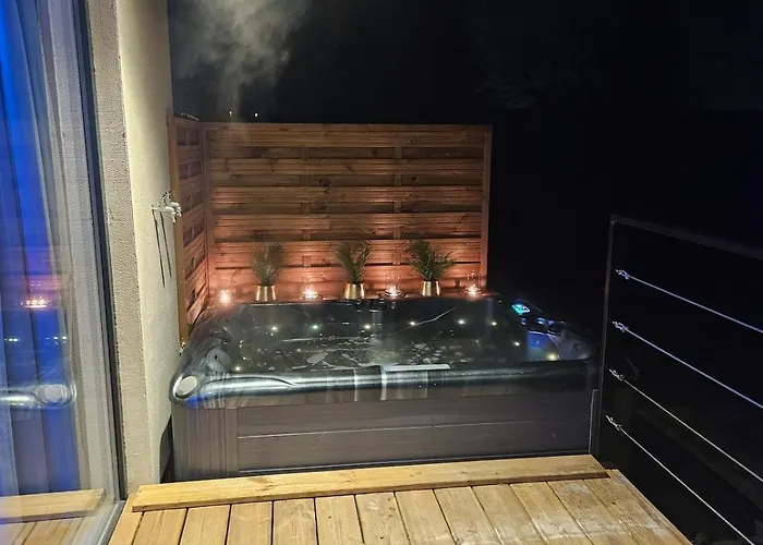 Cosy Avec Jacuzzi Exterieur Proche Lille Apartmán Emmerin
